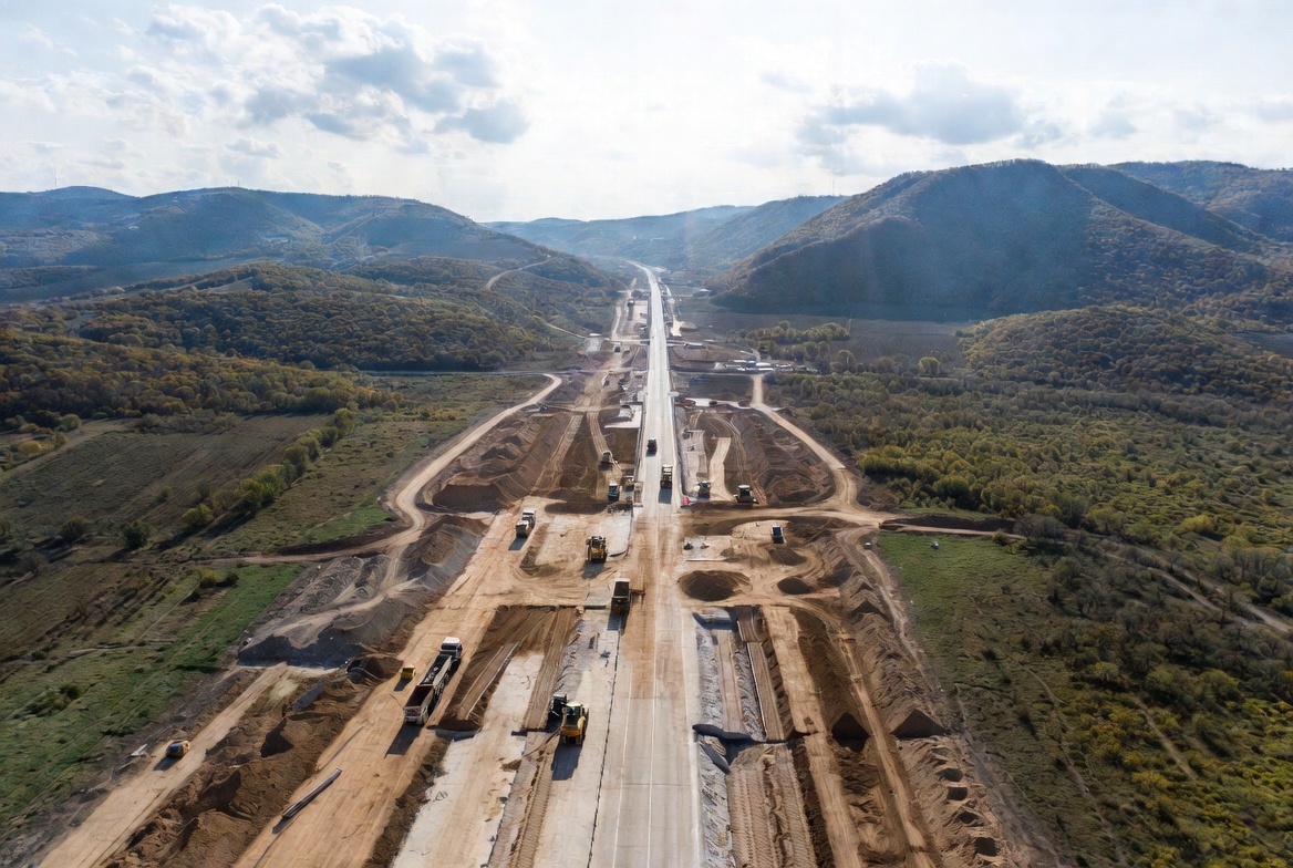 Premieră pe A8: fiecare tronson are acum antreprenor